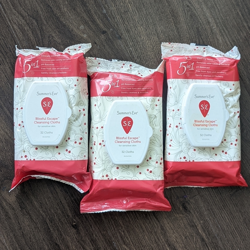 Lot of 6 Summer's Eve Wipes 32 count each